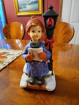 Vintage 1994 Melody In Motion Christmas Caroling Figurine • $25
