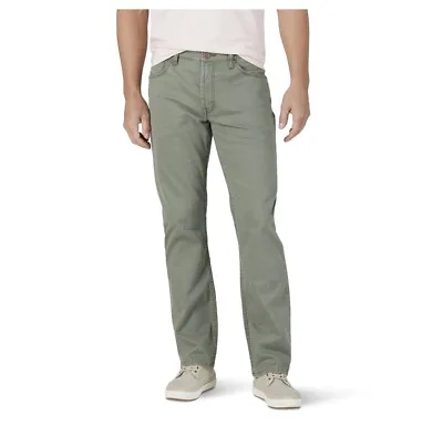 Wrangler Men's Straight Fit Stretch Cotton Pants Spruce Green Size 42x30 NWT • $24.99