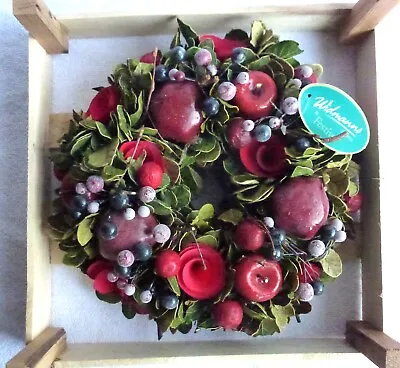 Christmas Wreath.  Decoration. VINTAGE. Natural Materials. BNIB.   UN-Used. A • £8.50