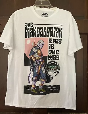 Star Wars MANDALORIAN T-shirt With Grogu Size Large Short Sleeve White • $3.99