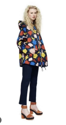 $85 • Buy Gorman Botanical Raincoat Hooded Jacket M/L - LIKE NEW!!!!