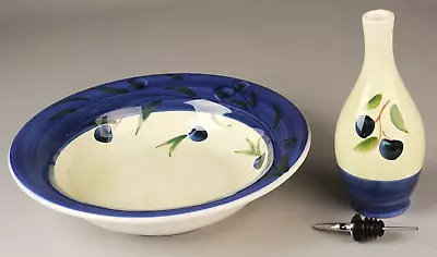 $164.52 • Buy CRATE AND BARREL 13  BLUE OLIVE PASTA BOWL And OIL JAR W/spout  **NWT** Italy