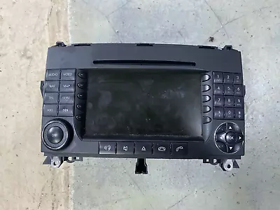 Mercedes 639 Sat Nav Vito Command W906 W169 W245 W639 A9068201989 / A0048208589 • £75