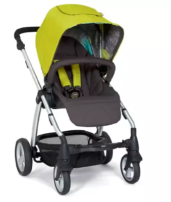 Mamas & Papas Sola 2 Stroller - Lime Green • £139