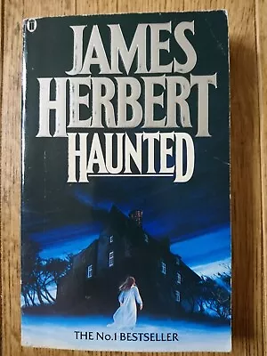 Haunted ~ By ~ James Herbert ~ Signed And Dedicated ~ Hodder (Paperback 1995) • £3