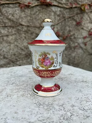 Limoges Vintage Meissner Famous Romantic Couple Lidded Urn  • £9.98