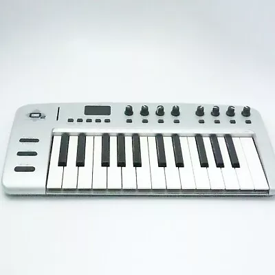 M-audio O2 Midi Controller Keyboard W/ Assignable Controls- No Power Supply • $43.95