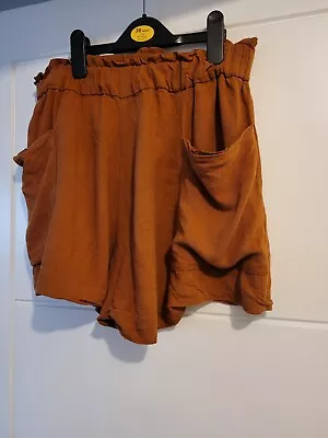 H&M Linen Shorts Size S Rust  • £2