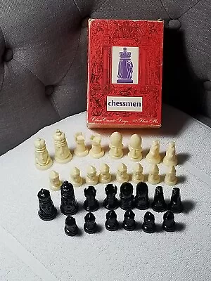 Vintage Chessmen Classic Crusader Design Set Whitman 4690 Hong Kong  Cool!!!! • $9.99