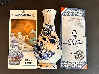 Delft Hand Painted Peacock Vase With Certificate Of Genuineness • $45