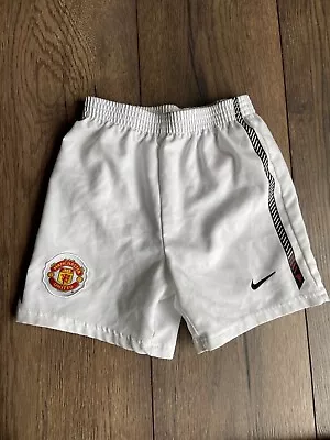 Man Utd Baby Toddler White Shorts Kit 12-18 Months Manchester United • $8.69