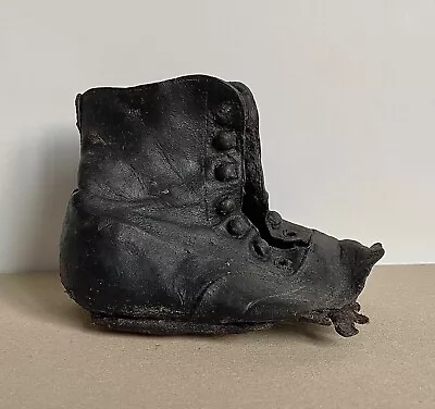 A Very Rare Complete Leather Children Shoe From The 16th / 17th Century • £240.94