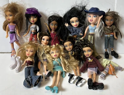 $4.99 • Buy Lil’ Bratz Mini Dolls Lot Of 11 With Accessories 