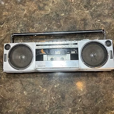 Vintage Sanyo Stereo Radio Cassette Recorder Boombox Model No. M7130K Silver • $40