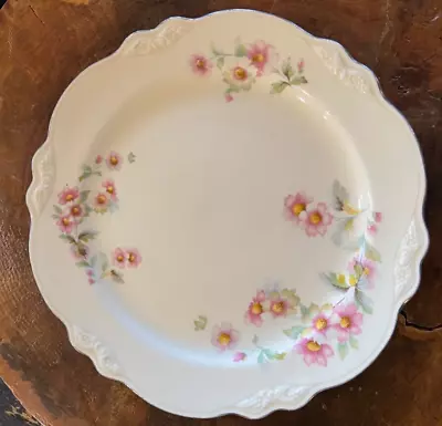 Homer Laughlin Virginia Rose Fluffy Rose 10 1/4  Dinner Plate • $18