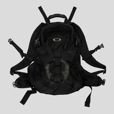 Oakley 00’s Icon Static Backpack • £145