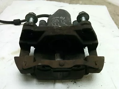 BMW E53 X5 E38 E39 Front Right (Passenger's) Brake Caliper & Carrier - 6773132 • $19.90