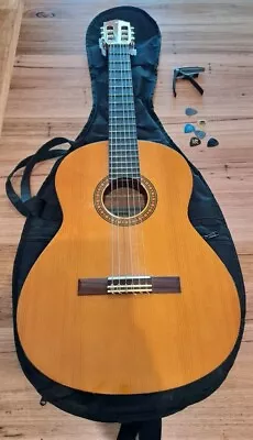 Yamaha CS40 3/4 Classical Guitar With Bag And Accessories  • $140