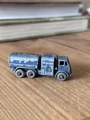 Vintage Lesney 10 Ton Pressure Refueller Diecast Model Truck No.73 • £9.24