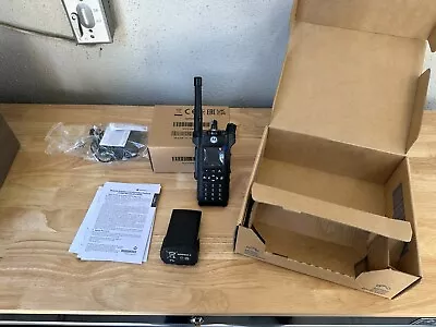 Motorola APX 6000 UHF R2 (450-512 MHz) • $1899