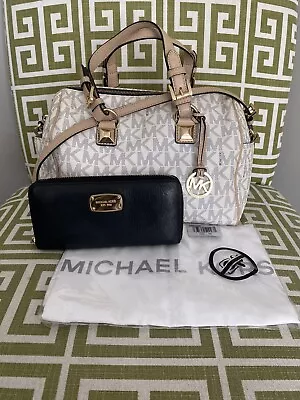 3 PC! Michael Kors Grayson Monogram Chain Satchel & Saffanio Zip Wallet • $165