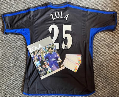 £60 • Buy Chelsea FC Away Shirt 02/04 Black/Blue Signed By Gianfranco Zola +tribute Prog+