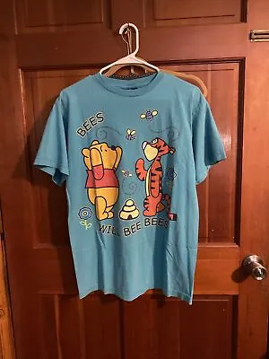 Disney Winnie The Pooh Tigger T-Shirt Bees Will Bee Bees Adult M Vintage 90s • $18.75