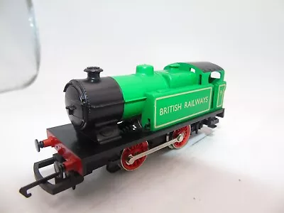 Hornby 0-4-0 Class D Steam Shunter British Railways No 9 Green • £14.95