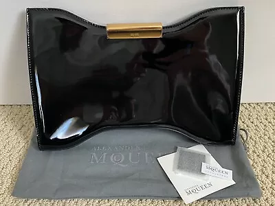 $1565.19 • Buy NWT Alexander McQueen Vintage Squeeze It Black Patent Leather Gold Clutch Bag