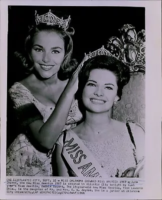 LG836 1966 Wire Photo OKLAHOMA CROWNED MISS AMERICA Beauty Queen Tiara Pageant • $20