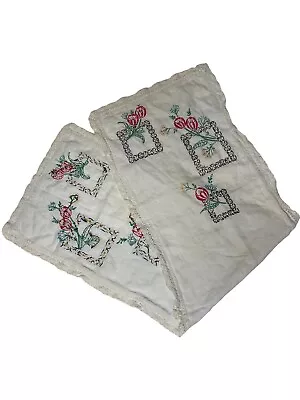 Vintage Linen Embroidered Lace Table Runner Dresser Scarf Cream Flower Red Green • $8