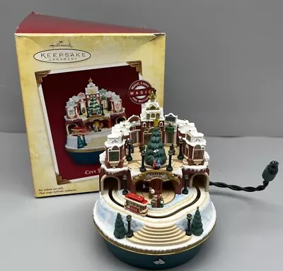 Hallmark Keepsake Christmas Ornament CITY SIDEWALKS Music Lights Motion 2005 • $49.99