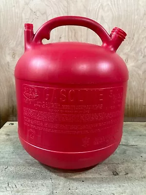 VINTAGE EAGLE 5 GALLON ROUND PLASTIC GAS CAN PG-5 VENTED - No Caps Or Spout • $60