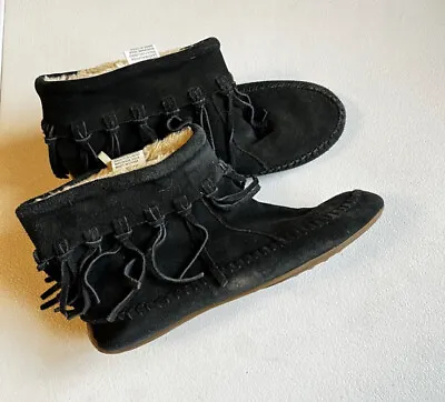 Lucky Brand Moccasin Boots Black Suede Size 7 • $27.56