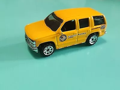 Matchbox 97 Chevy Tahoe 2006 City Transport Supervisor Yellow Public Works 1:67 • $13