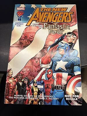 New Avengers Guest Starring The Fantastic Four AAFES Marvel Comic Book 18 J821 • $2.99