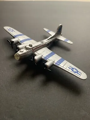 Maisto B-17g Diecast Bomber Sugerland Express • $5