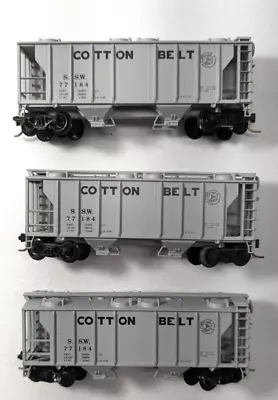 N Scale Atlas  Three COTTON BELT  2-Bay PS2 Covered Hoppers  SSW 77184 • $30