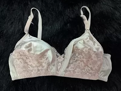 Maidenform VINTAGE 90s Lovely Lace Secrets Satin Bra SZ 36C Made USA ILGWU C9 • $17.60