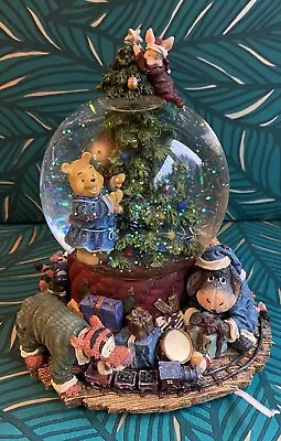 Fab Vintage The Boyd’s Collection Winnie-The-Pooh & Friends Christmas Snow Globe • $86.31