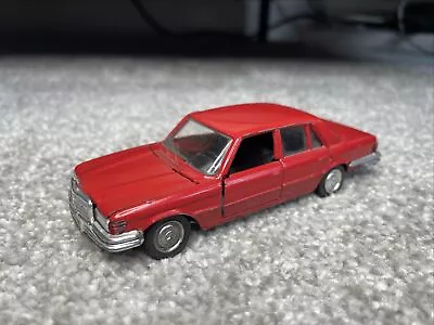 Schuco Modell 1/43 Mercedes Benz 350se In Red Vintage Model Diecast Toy Car • £5