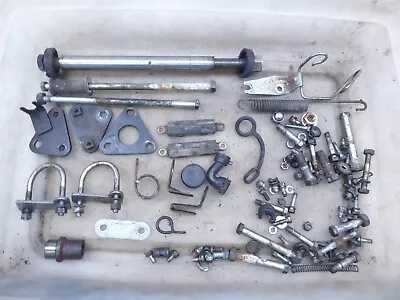 1978 Kawasaki KZ650 K768-1) Misc Bike Bolts Parts Mounts Brackets • $20.10