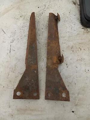 Model T Ford (Front Body To Frame Brackets) • $22