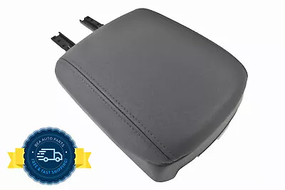 2004-2007 Volvo S40 Center Console Black Leather Armrest Lid Cover Assembly OEM • $67.49