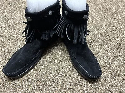 Minnetonka Black Suede Double Fringe Western Boho Side Zip Ankle Bootie Women7.5 • $30