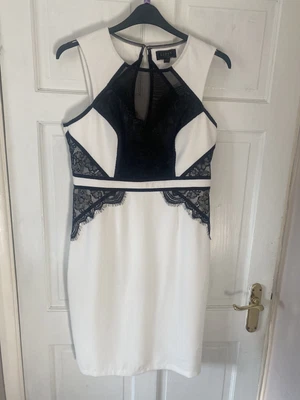 £2 • Buy Ladies Lipsy Dress Size 14