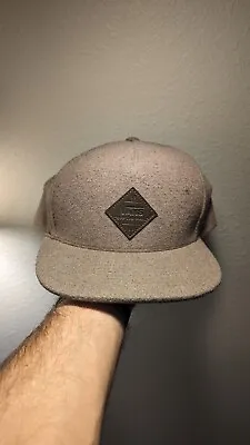 VANS Off The Wall Snapback Hat Warm Hat Cap Winter Premium Gray • $20
