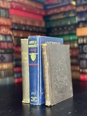 Lot Of Vintage School Books (1016) • $5.39