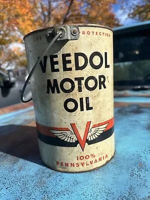 Vintage 5 Qt Veedol Motor Oil Tin Can Flying V Advertising Graphic Gas Station • $74.99