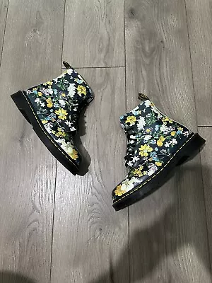 Doc Dr Martens Womens 1460 Pascal Darcy Floral Boots Size US 8 • £96.38